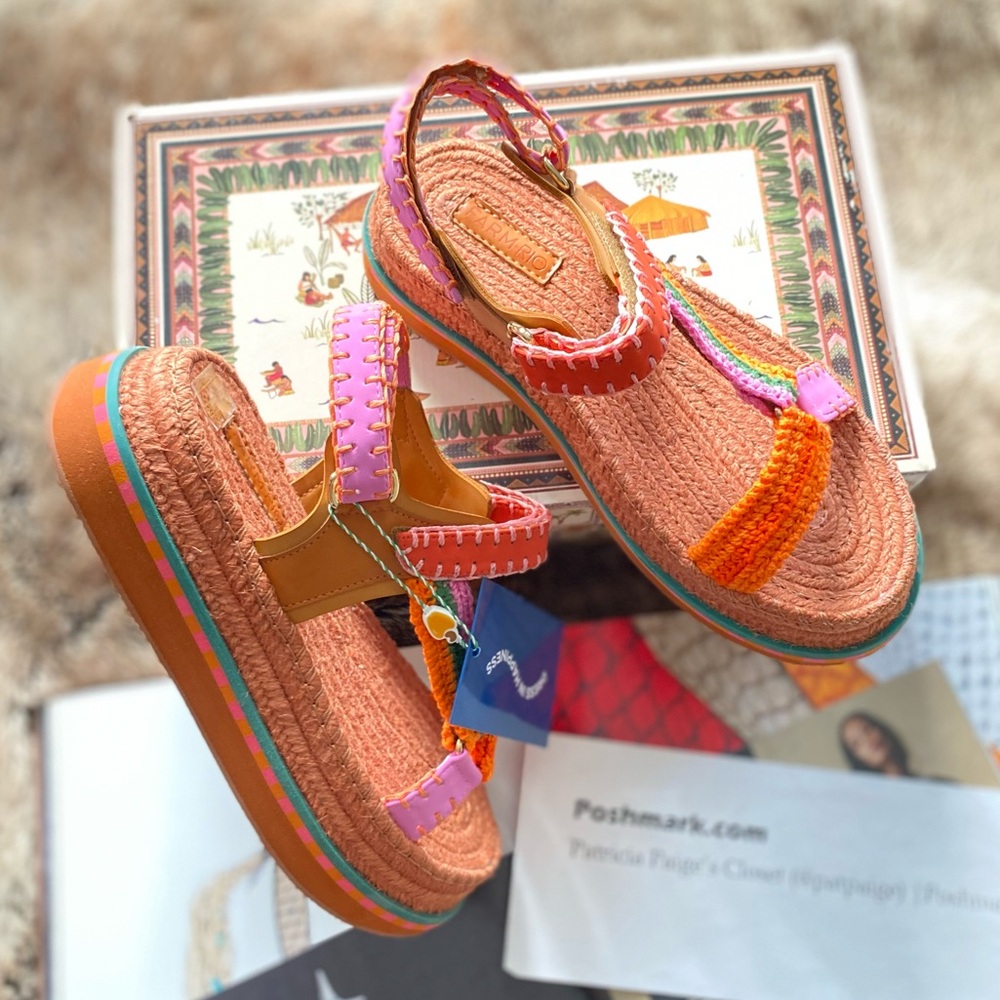 Farm Rio Artisanal Flatform Raffia Velcro Sandals - Picture 4 of 11
